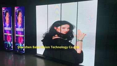 P2.5 SMD2121 Indoor LED Poster Video Display Screen Form Changeable With Wheels / Pedestal
