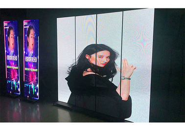 P2.5mm Indoor LED Poster , Digital LED Display Multi Screen Connection For Advertising