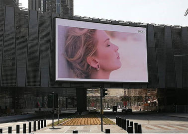 P8mm Outdoor LED Display Billboard for Wall Mounting / Pillar Standing