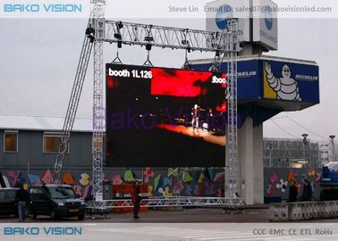 Outdoor Led Display Slim Thickness LED Billboard Curved Background 50000 Nits Brightness Video Wall