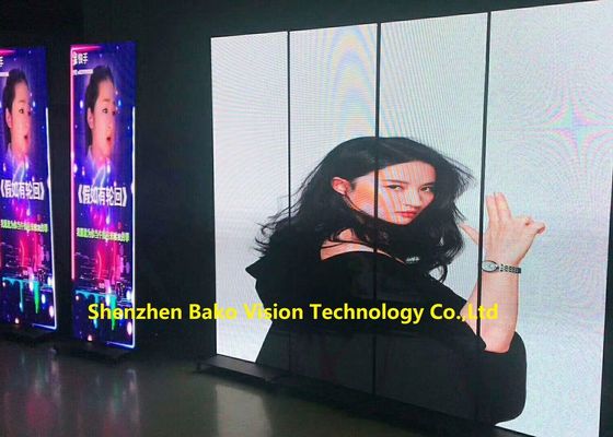 High Definition Digital Advertising Display Screens Portable P2.5 Easy To Control