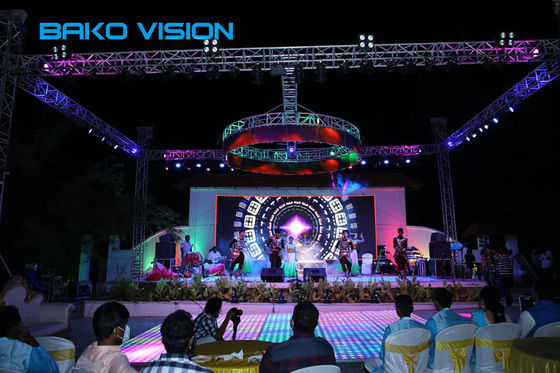 IP65 Outdoor Curtain Rental LED Display Nationstar Lamp 6000 Nits Brightness For Stage