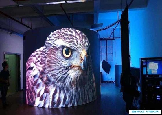 160000 Pixel Flexible LED Display 1000cd/m2 Soft Rubber Moudle