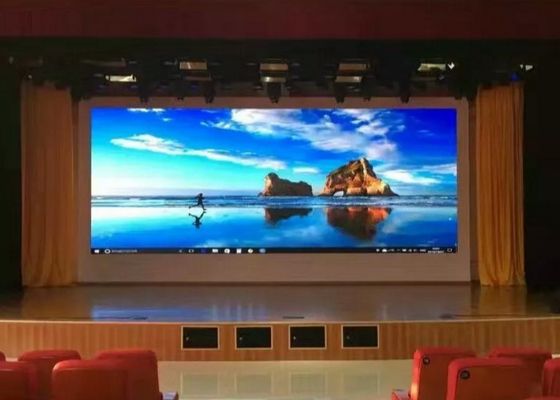 900nits Indoor Fixed LED Display Creative Shapes Wide View Angle P3 P4 IP21